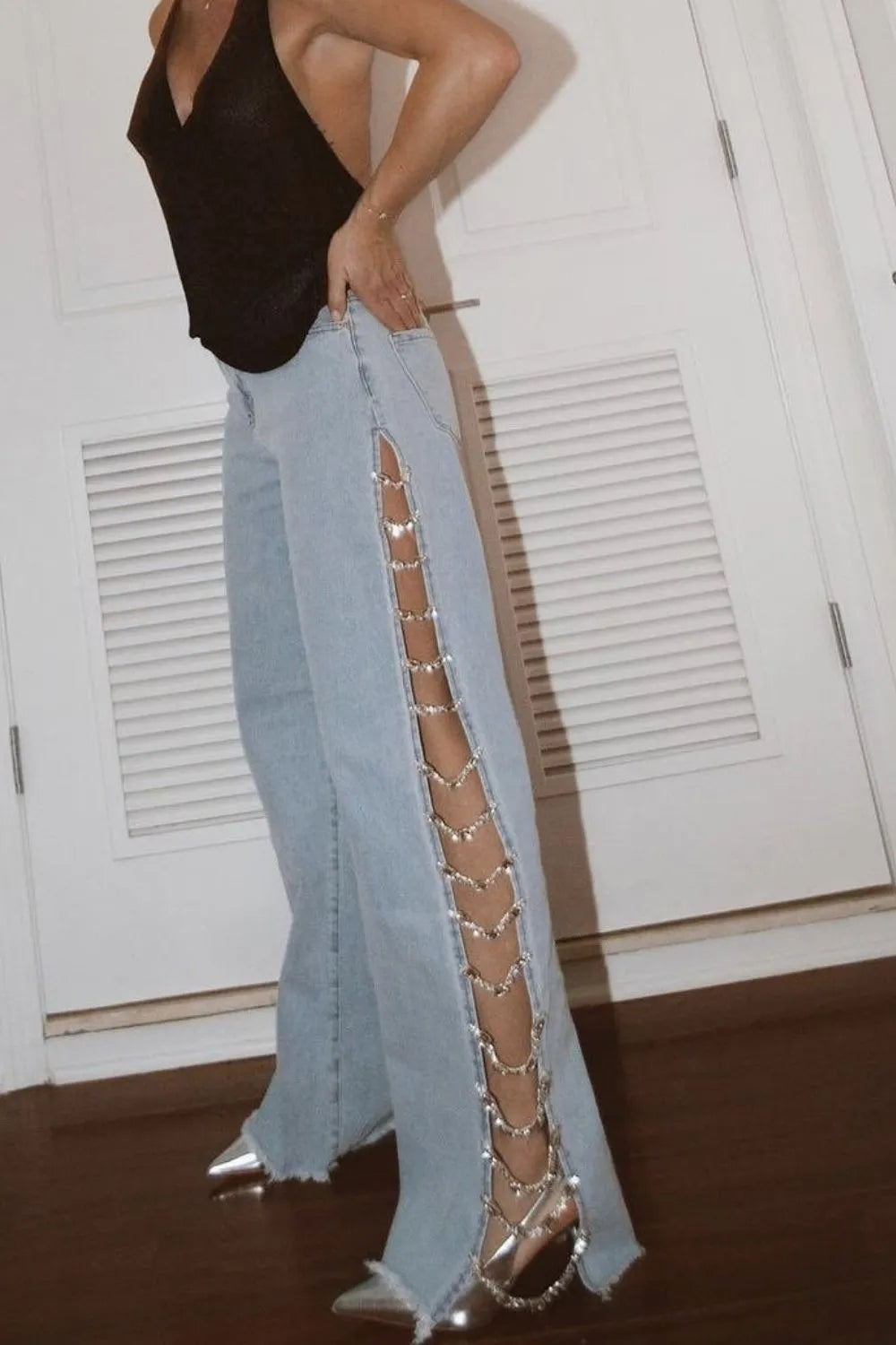 Side Chain Wide Leg Jeans