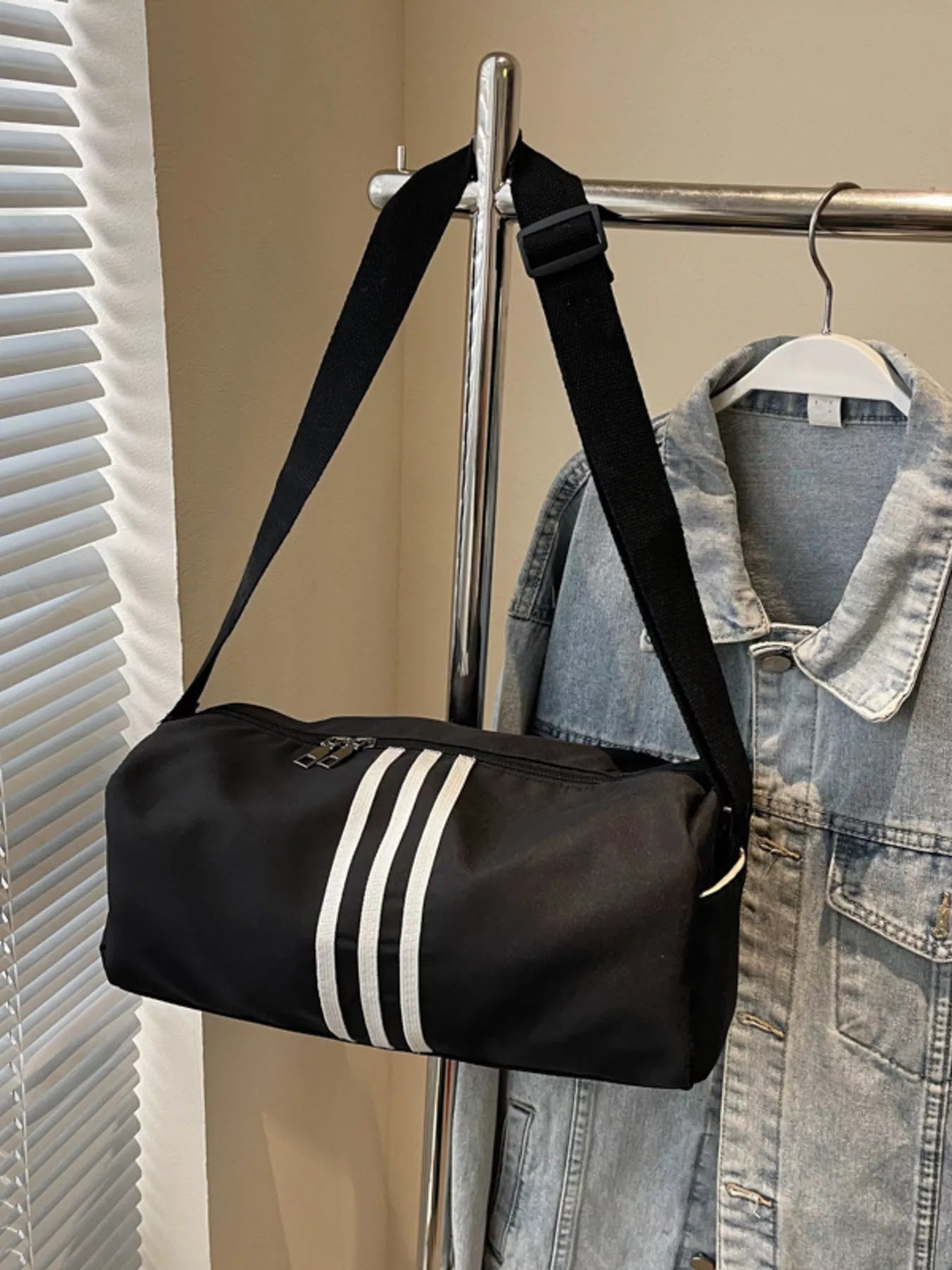 women's striped adjustable strap duffel bag - extra view