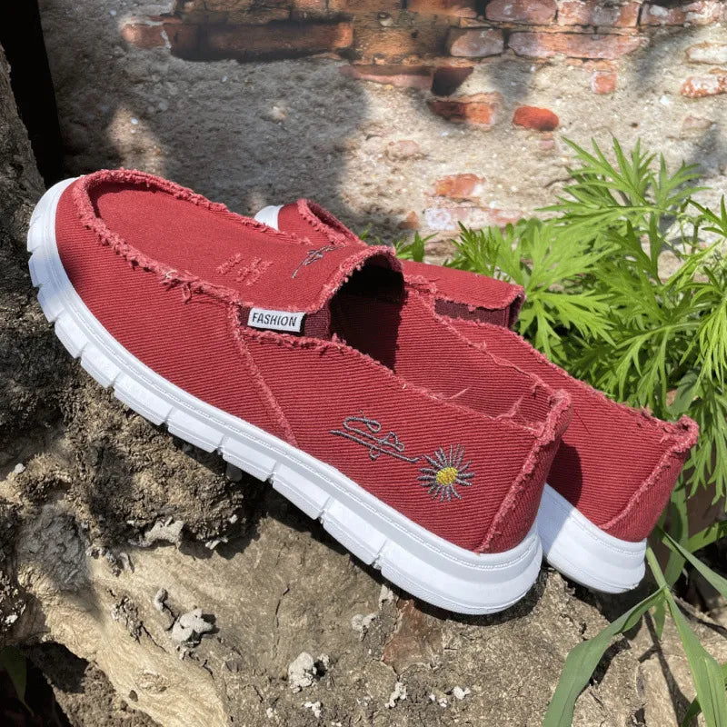 Raw Edge Round Toe Embroidery Flat Slip-Ons Deep Red