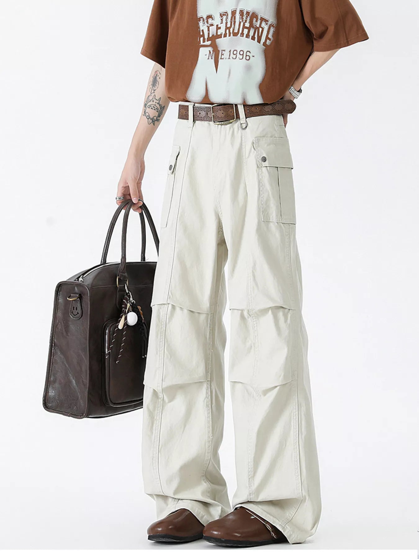 men's men's vintage wide leg cargo jeans - styling option