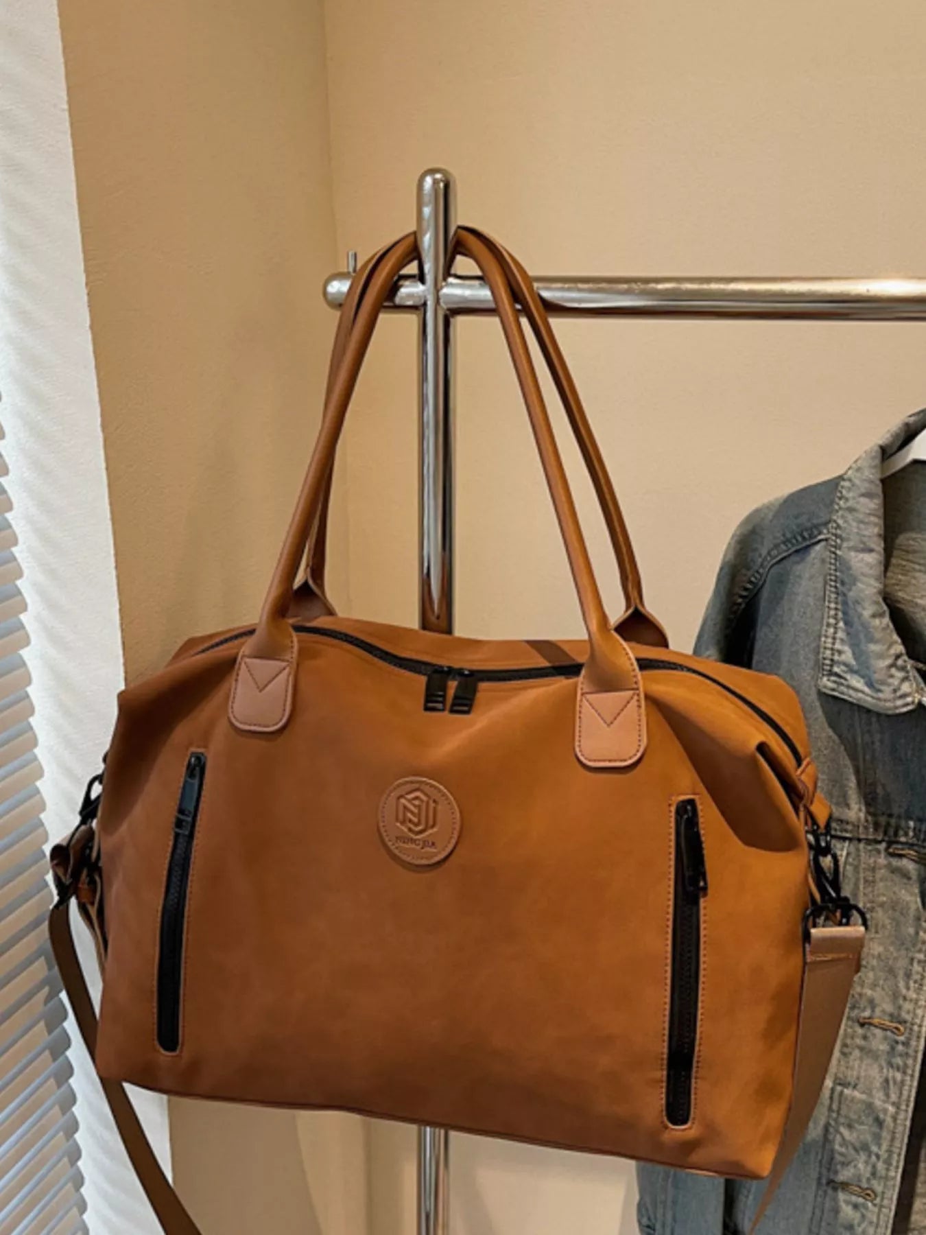 women's adjustable shoulder strap travel duffel bag - extra view