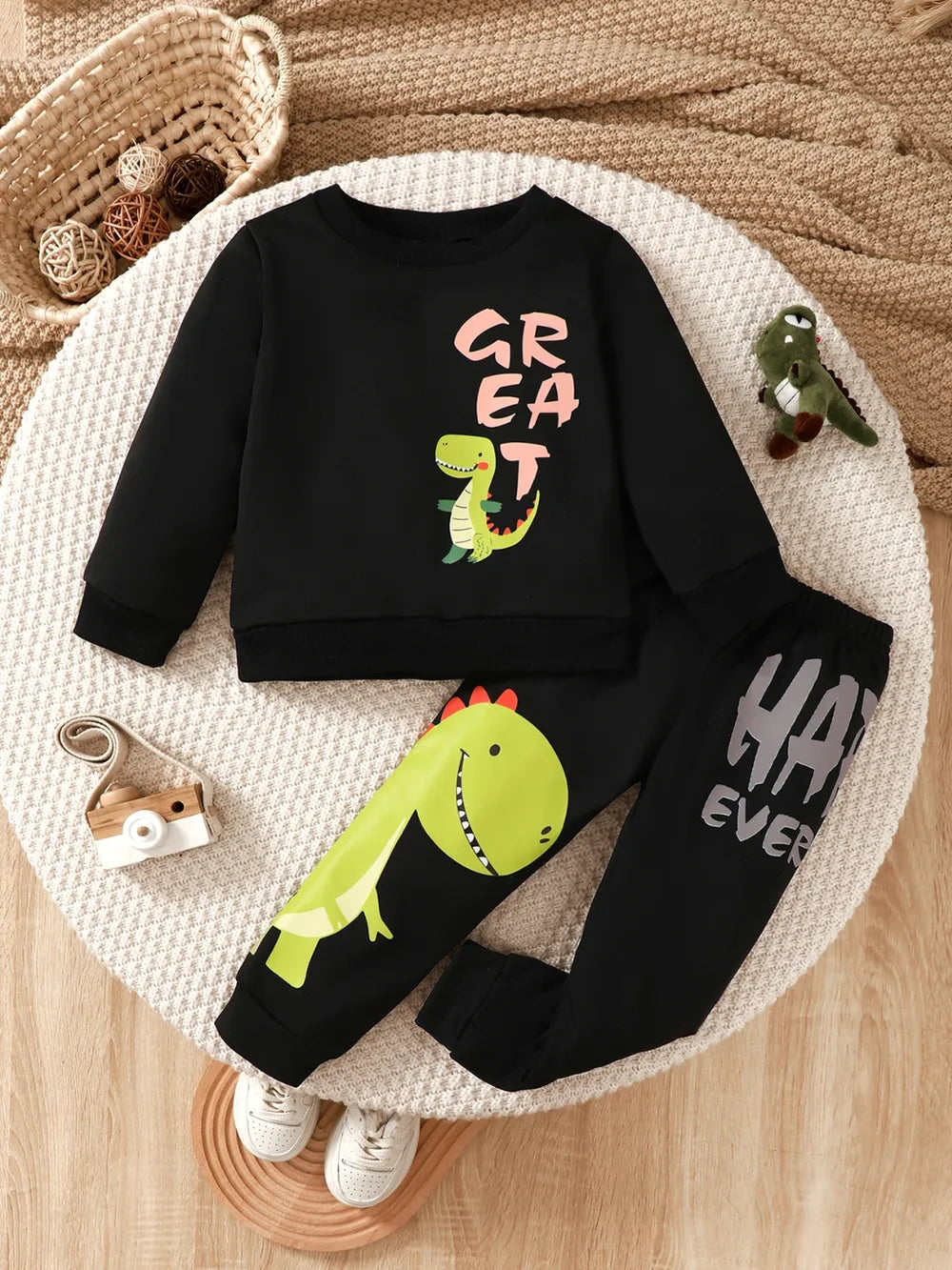 children's dinosaur graphic sweatshirt and pants set — stylish clothing for kids