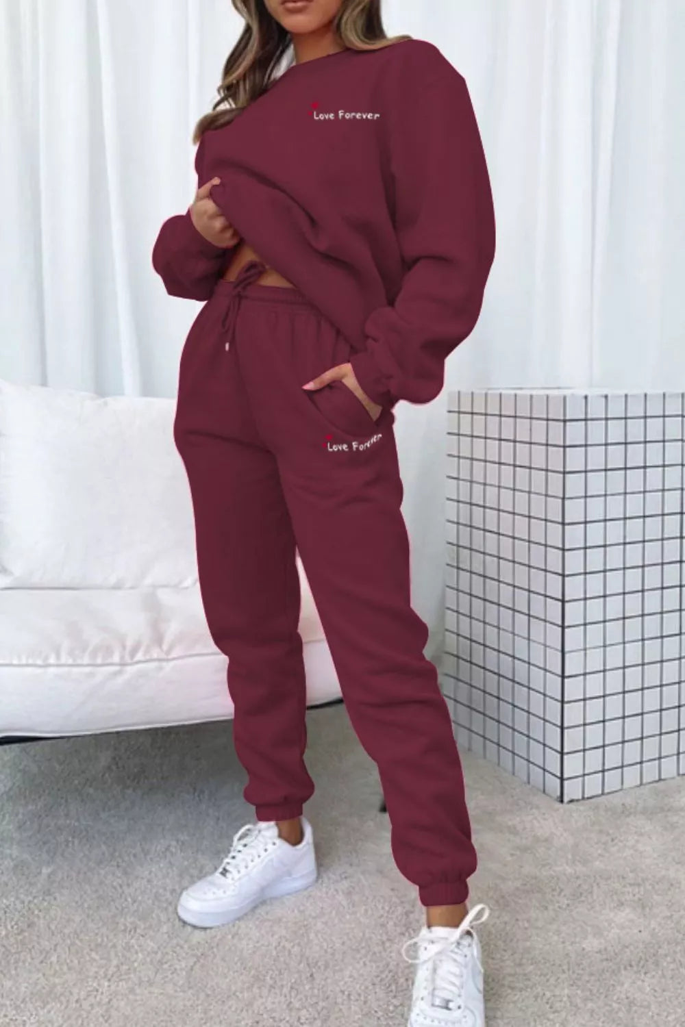 women's round neck sweatshirt and joggers set - product detail