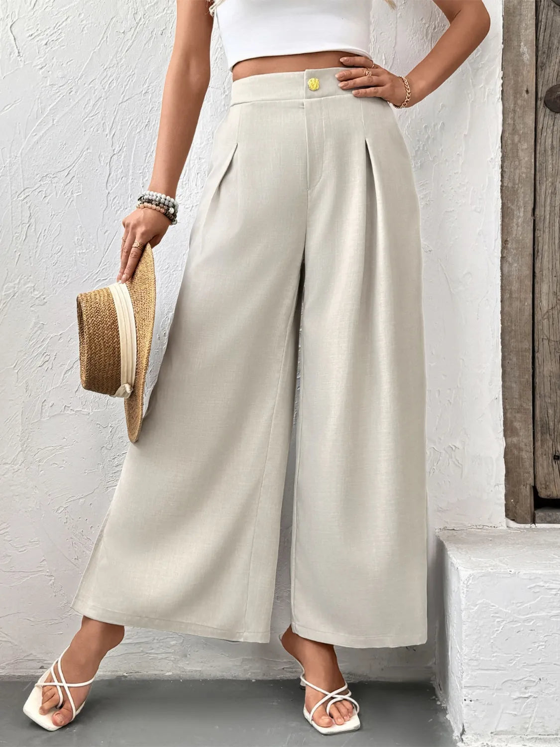 Slit Wide Leg Pleated Pants Beige