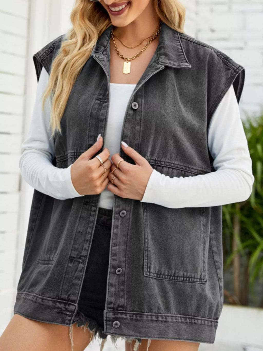 women's sleeveless button-down denim jacket - product detail