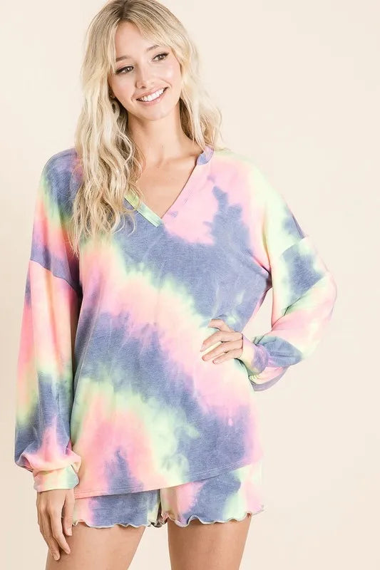 women's bibi tie dye french terry top with balloon sleeves - detail shot