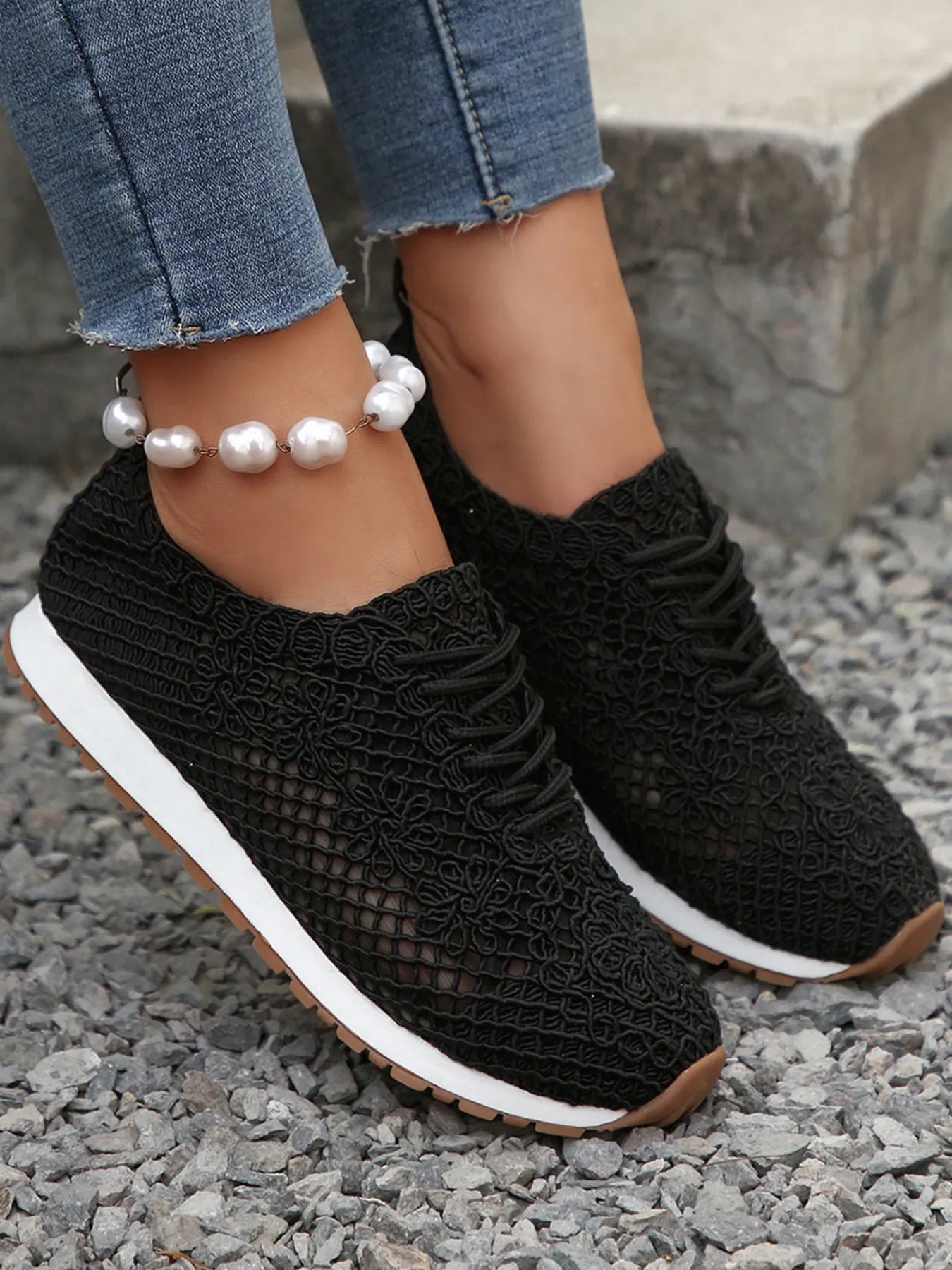 women's breathable mesh lace-up sneakers - additional image