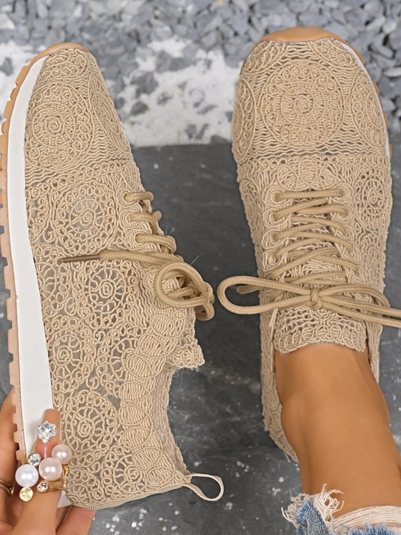 women's mesh lace up sneakers - styling option