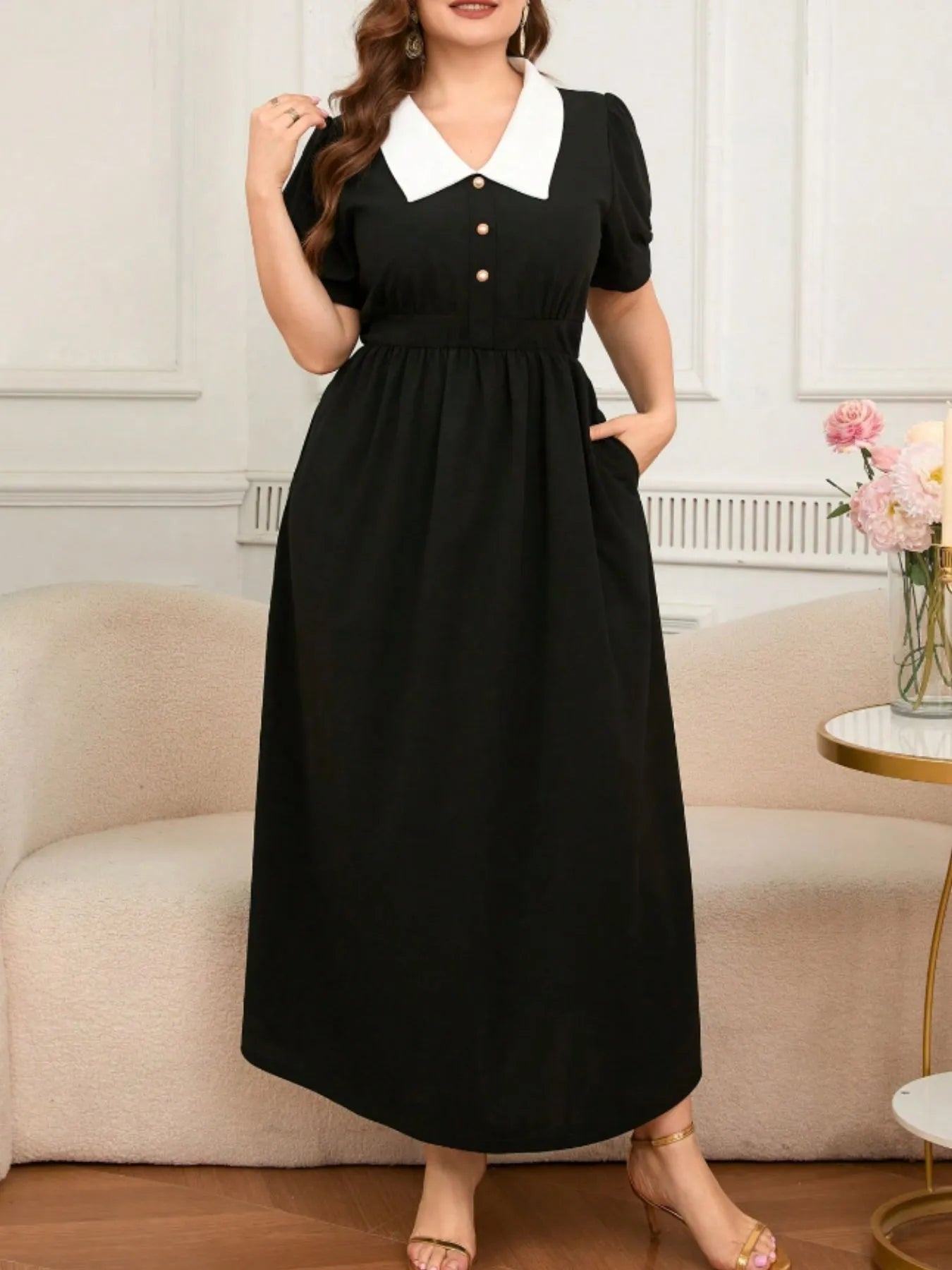 Plus Size Contrast Collar Short Sleeve Dress Black