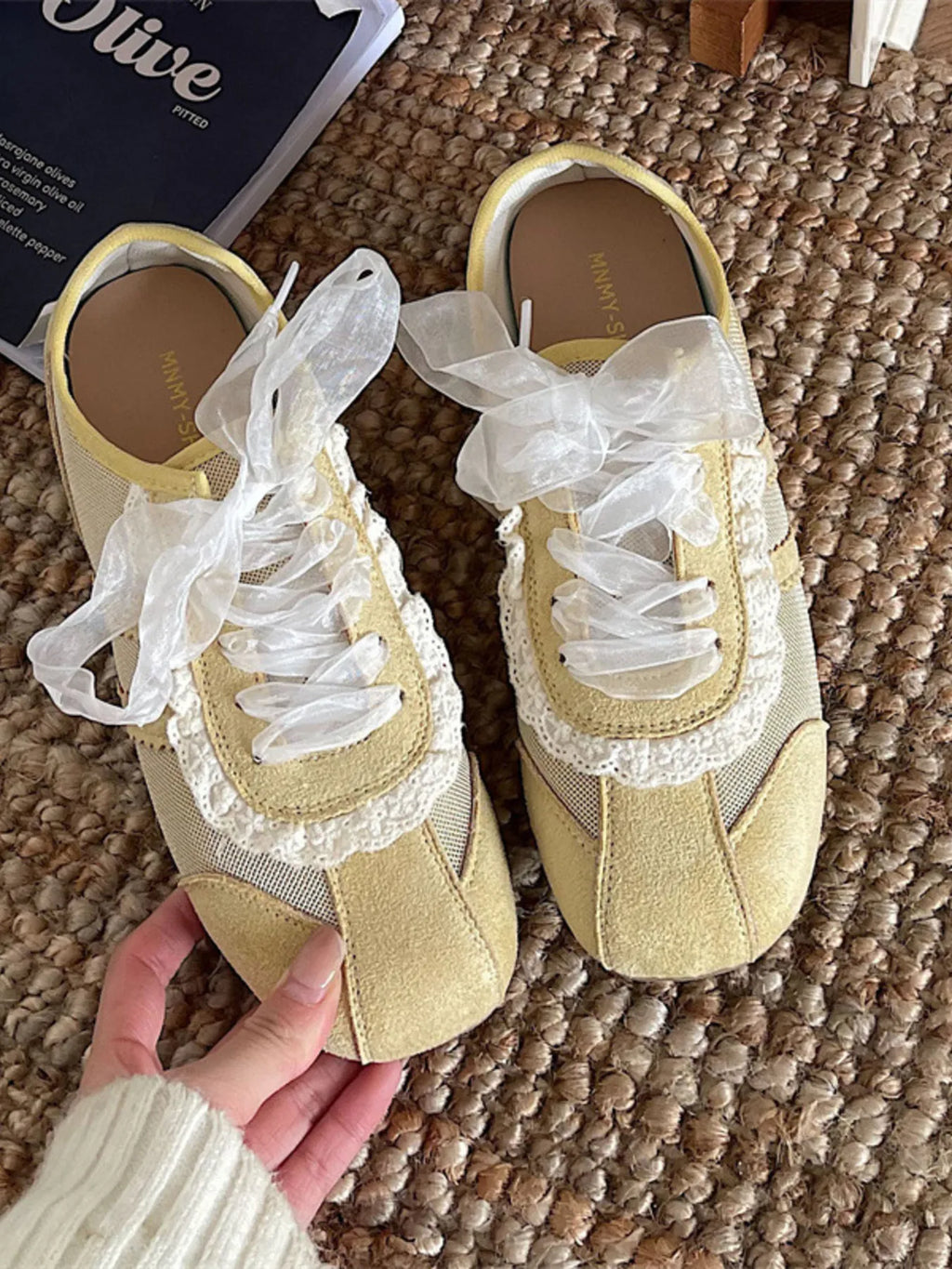 women's round toe lace up sneakers - additional image