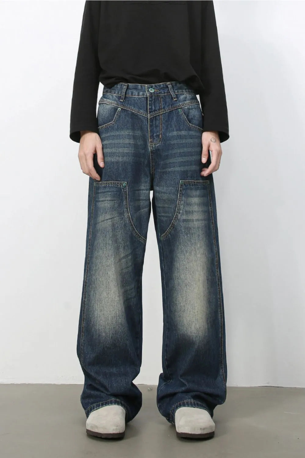 Men's Wide Leg Jeans Medium