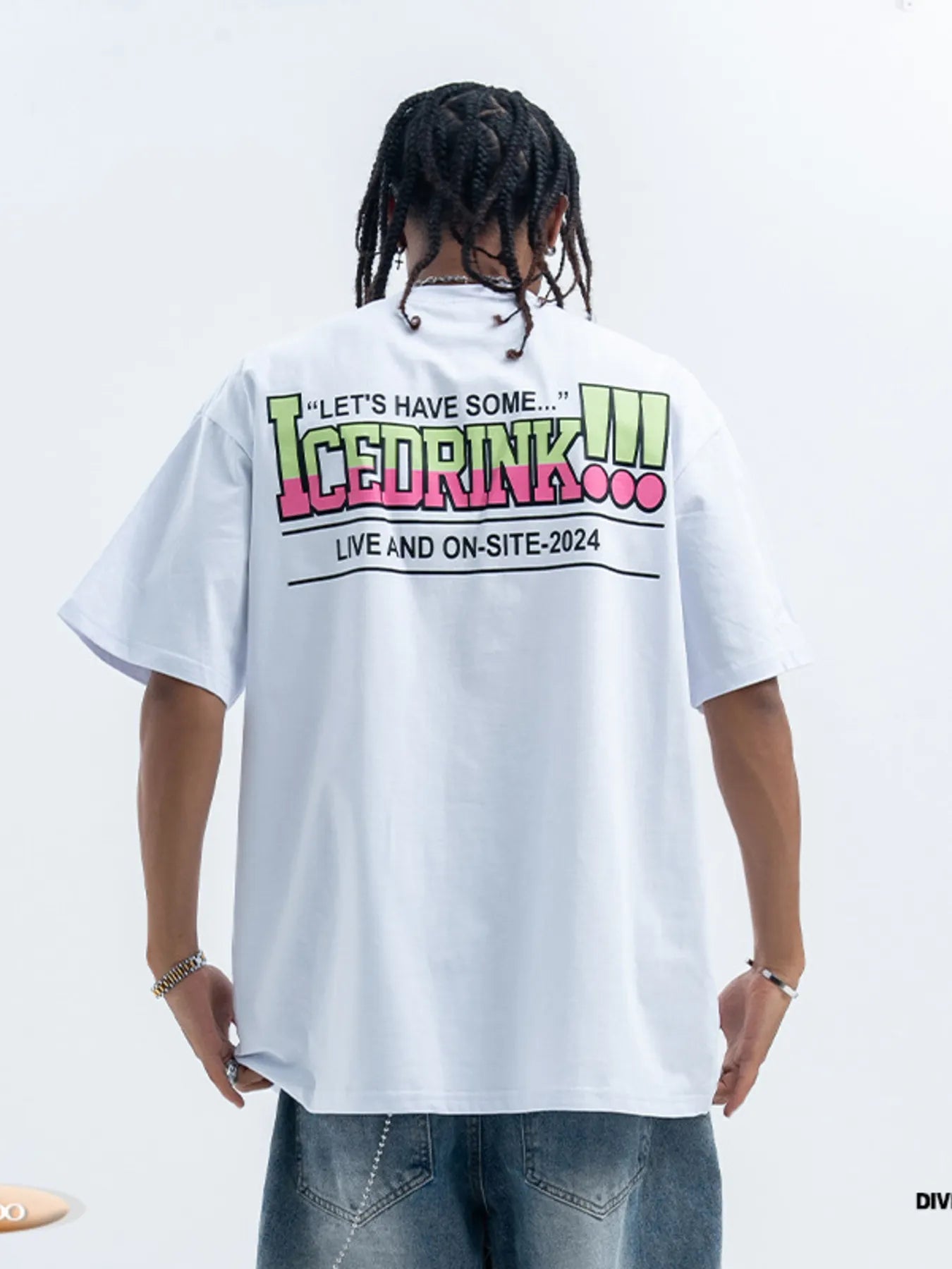 men's men's graphic round neck relaxed fit t-shirt - styling option