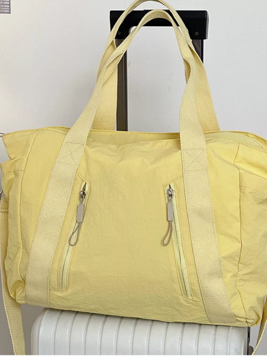 women's lightweight travel duffel bag - styling option
