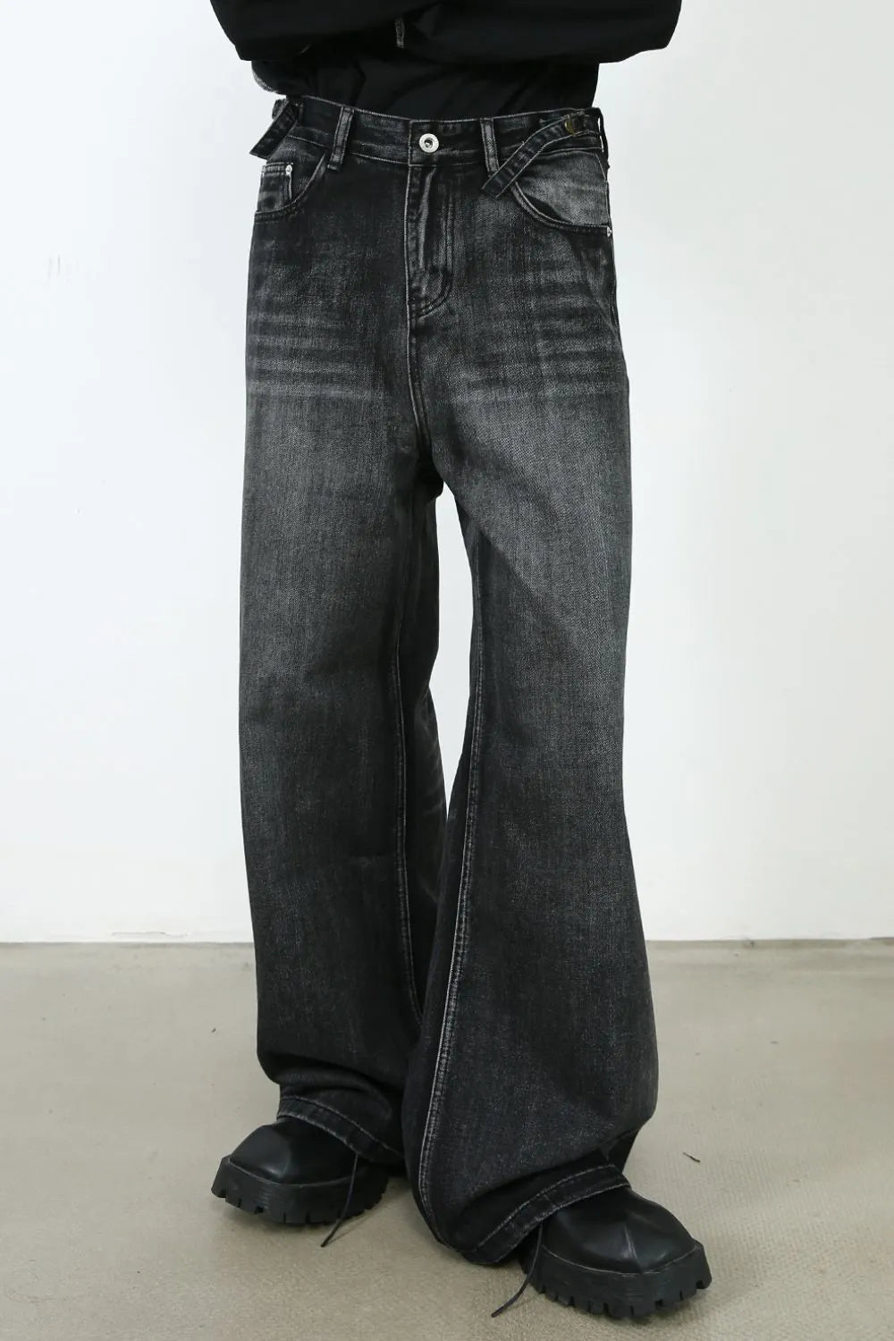 Men's Wide Leg Jeans with Pockets Dark