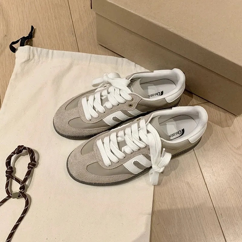Round Toe Flats Sneakers Mocha