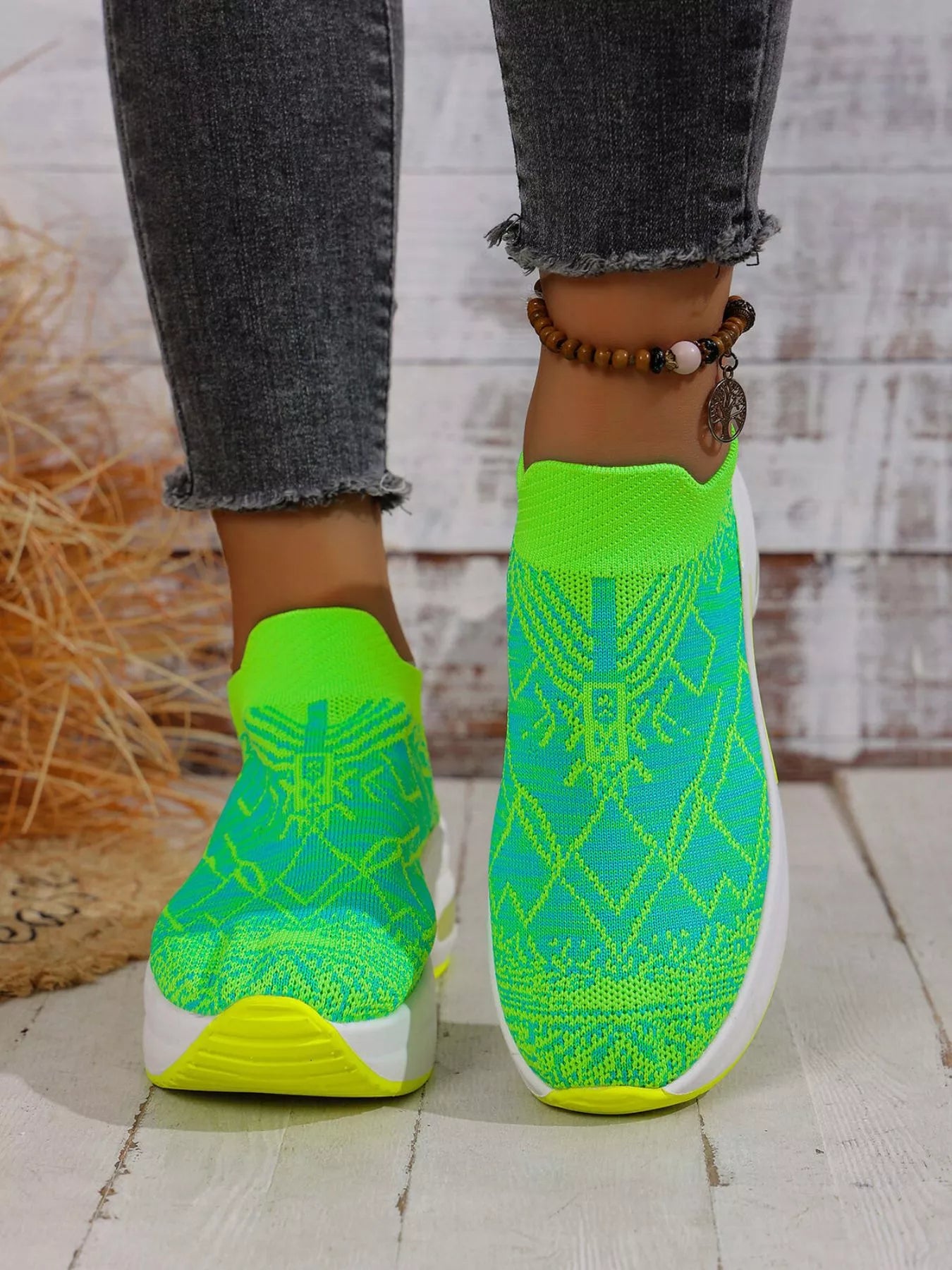 women's mesh round toe platform sneakers - extra view