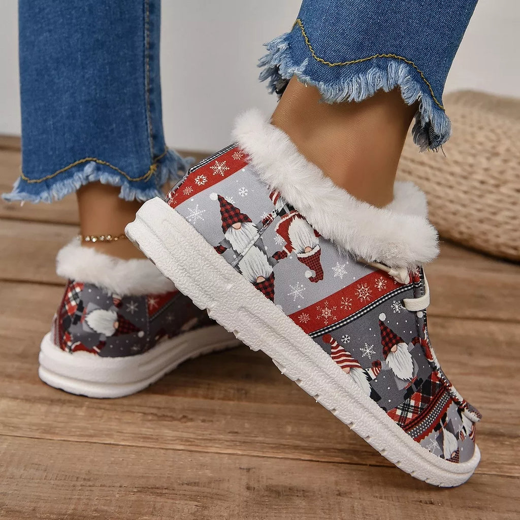 women's christmas print round toe sneakers - detail shot