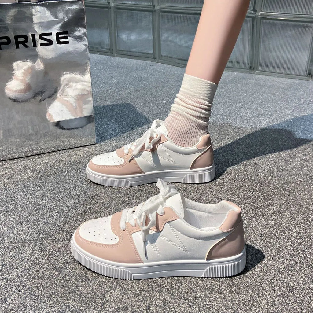women's low-top lace-up breathable sneakers - additional image