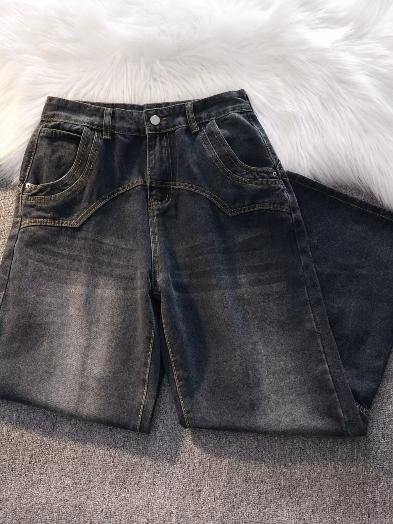 men's men's vintage wash wide leg jeans - styling option