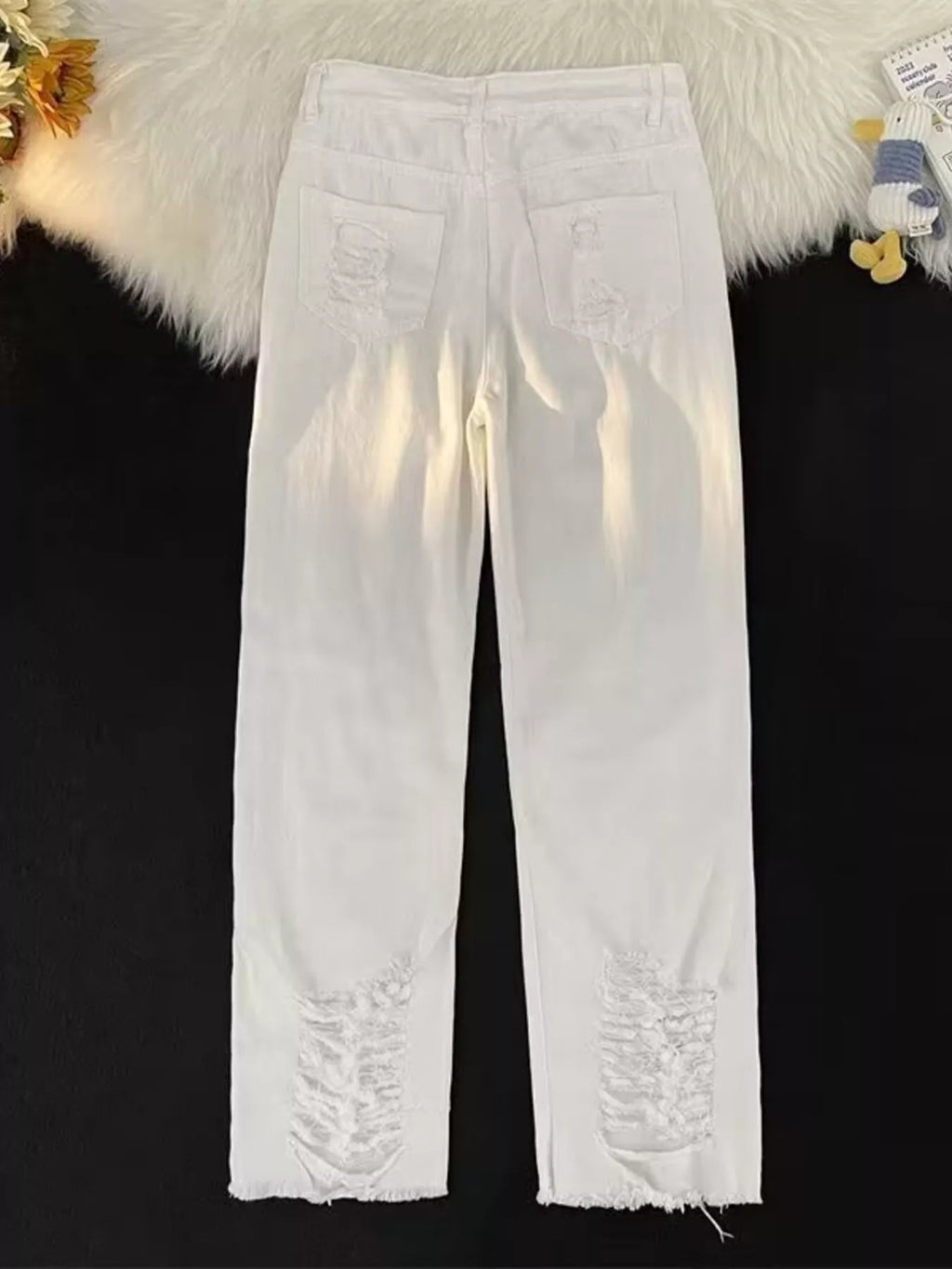 men's men's full size vintage distressed wide leg jeans plus size - close-up detail