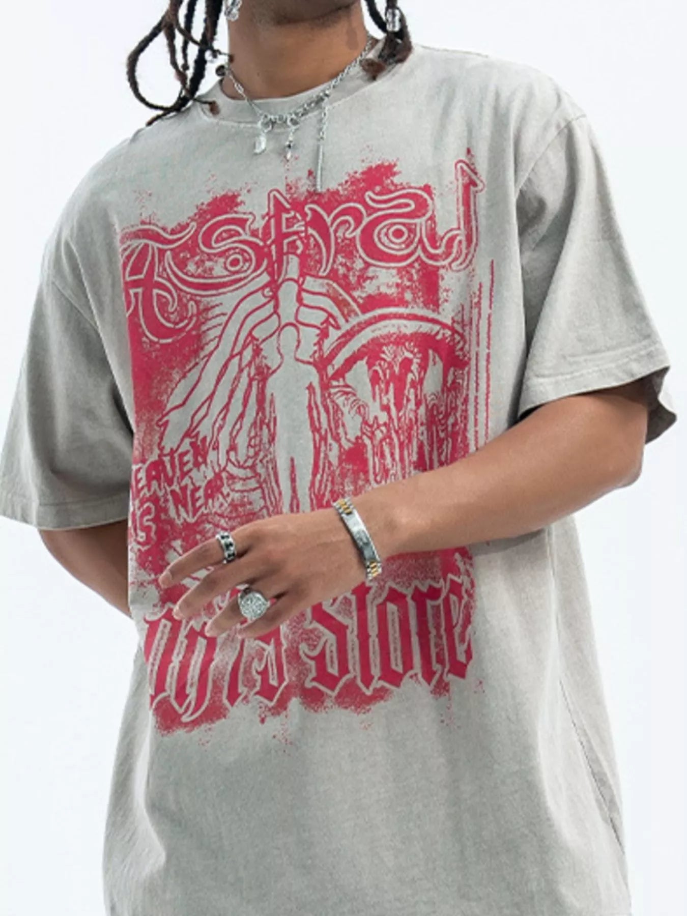 men's men's graphic round neck oversized t-shirt - detail shot