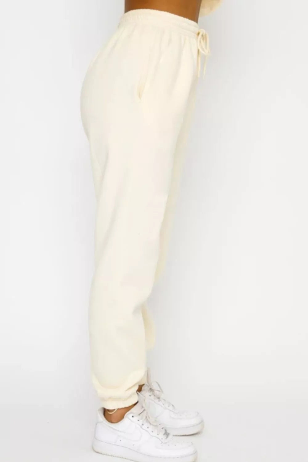 women's round neck sweatshirt and joggers set - styling option