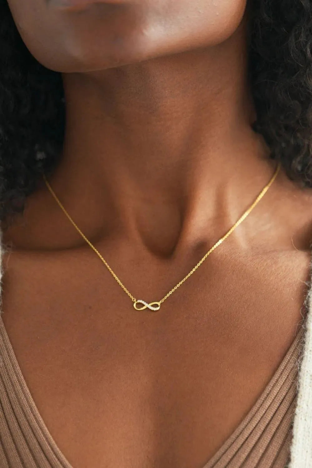 925 sterling silver inland zircon infinite necklace styled as a women’s apparel