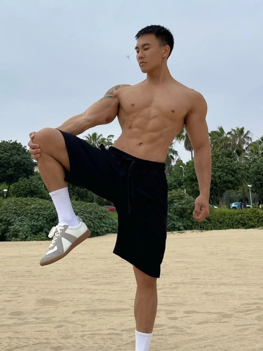 Men's Plus Size Drawstring Shorts with Pockets Black