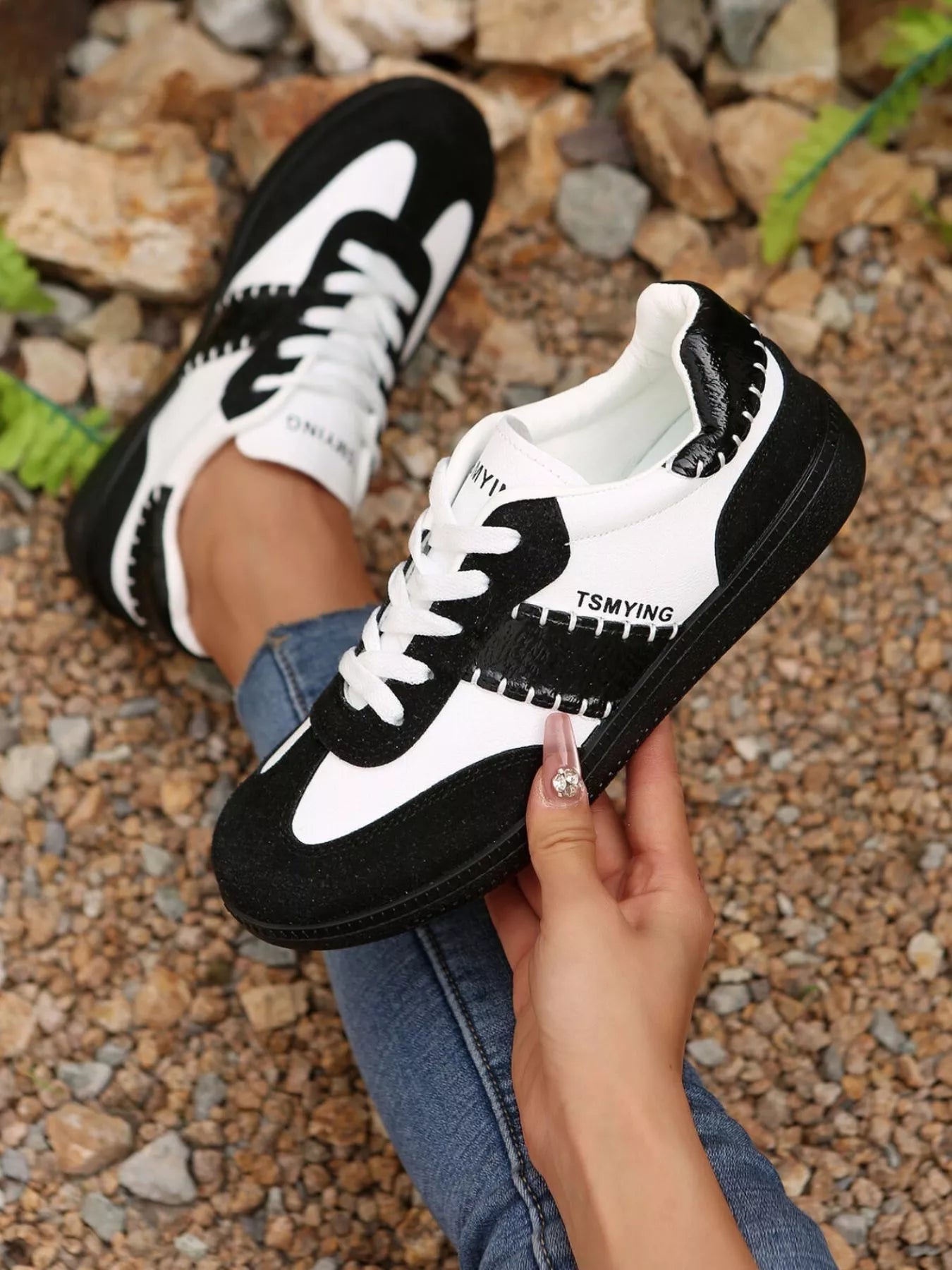 women's contrast lace up sneakers - styling option