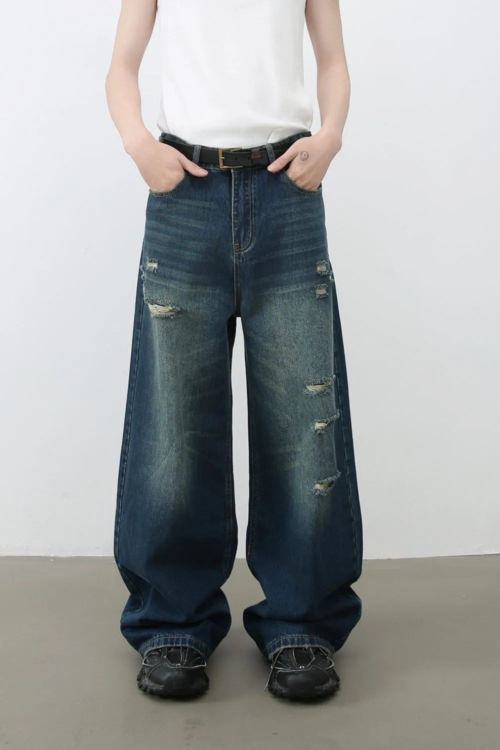 Men's Distressed Wide Leg Jeans Dark