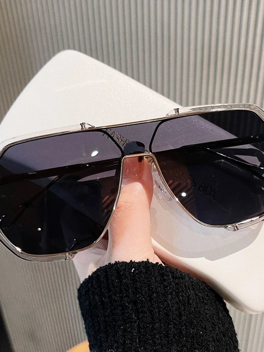 women's uv protection oversized sunglasses - alternate angle