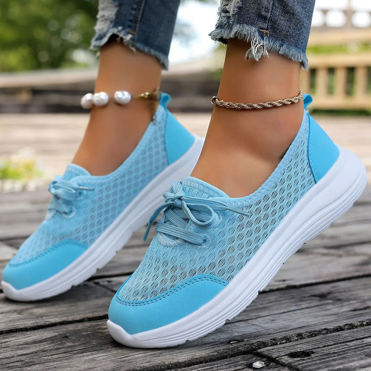 women's breathable mesh sneakers - styling option