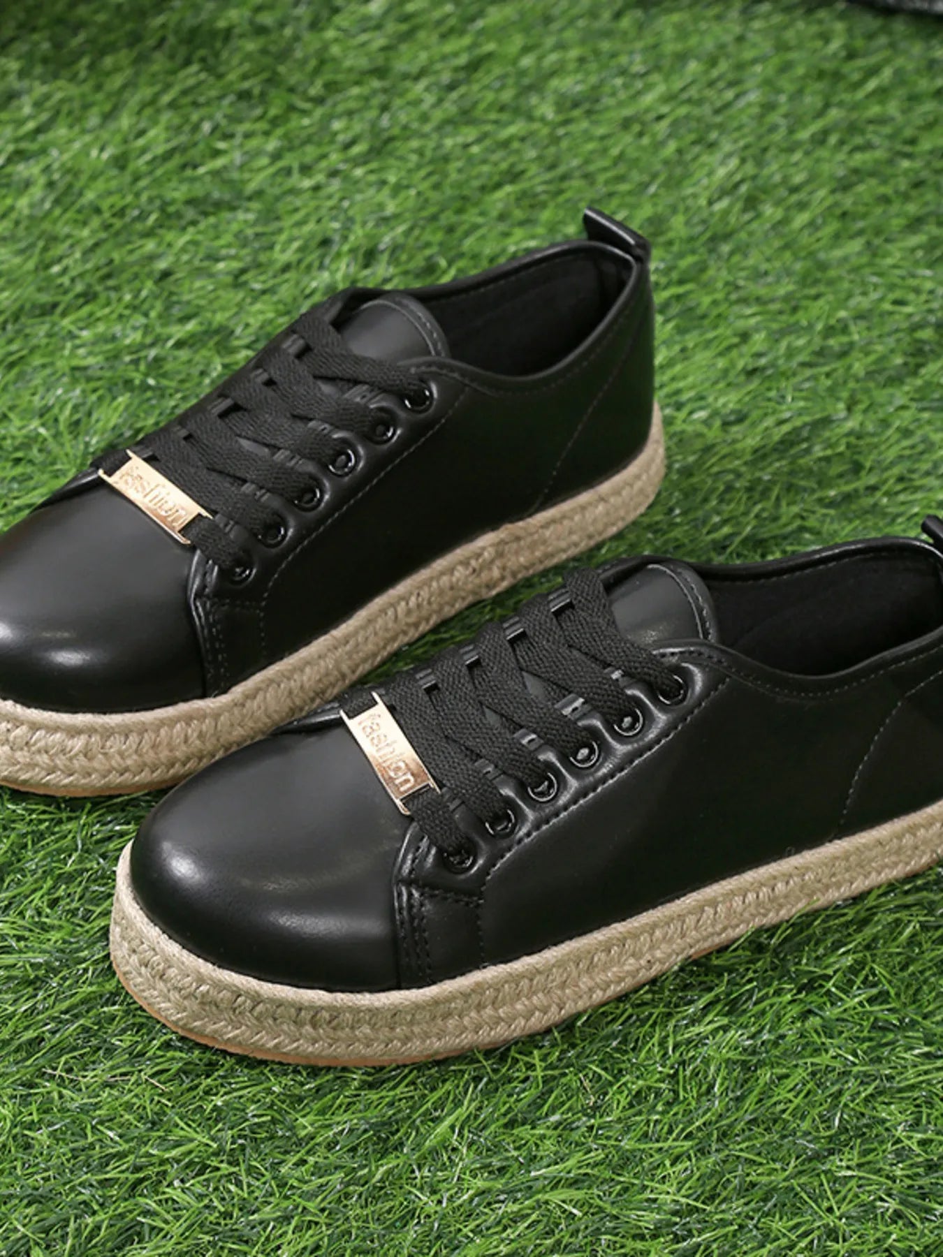 women's round toe platform sneakers - alternate angle