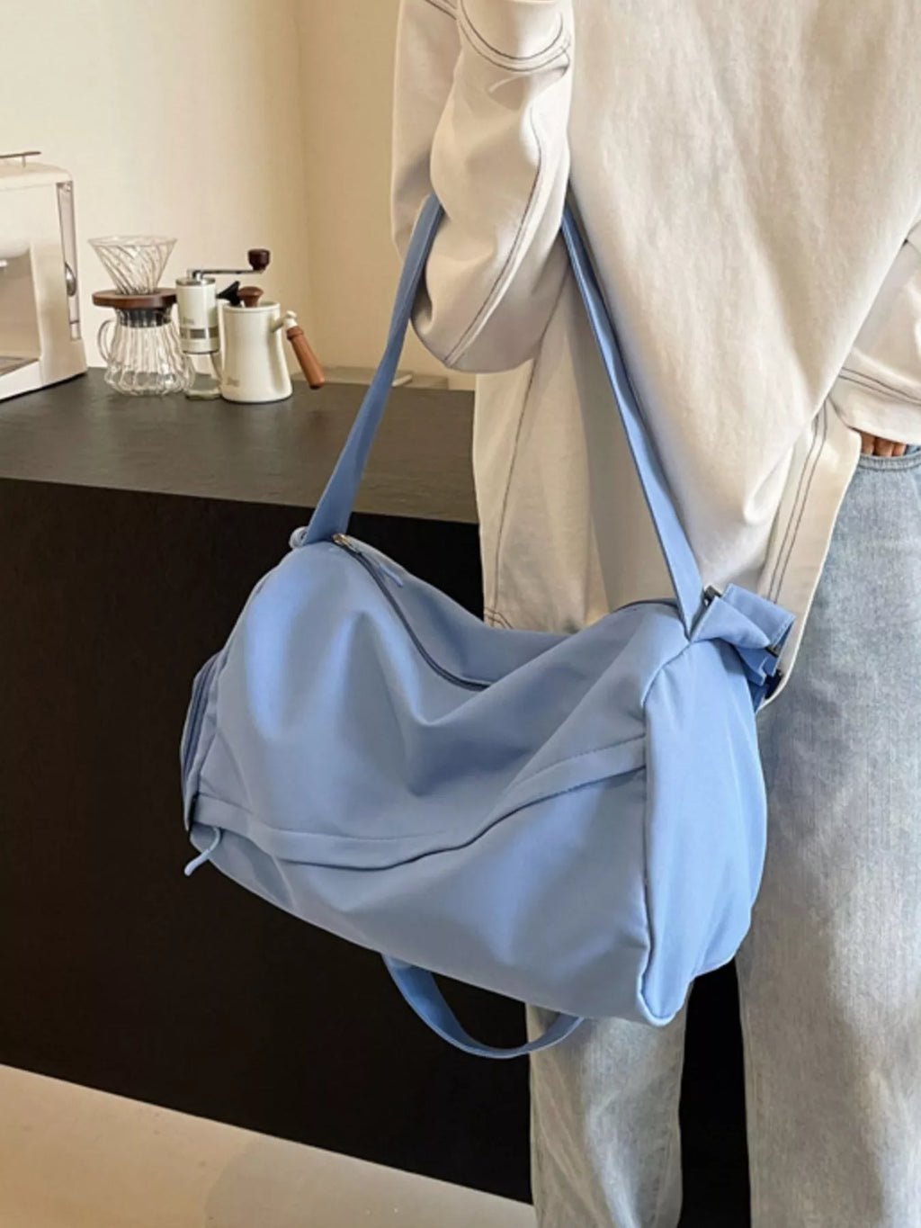 women's lightweight travel duffel bag with shoulder strap - additional image