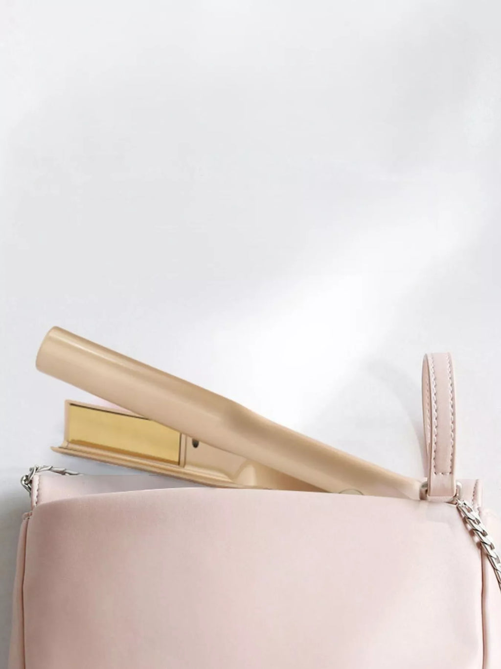 adjustable temperature hair straightener - lifestyle shot