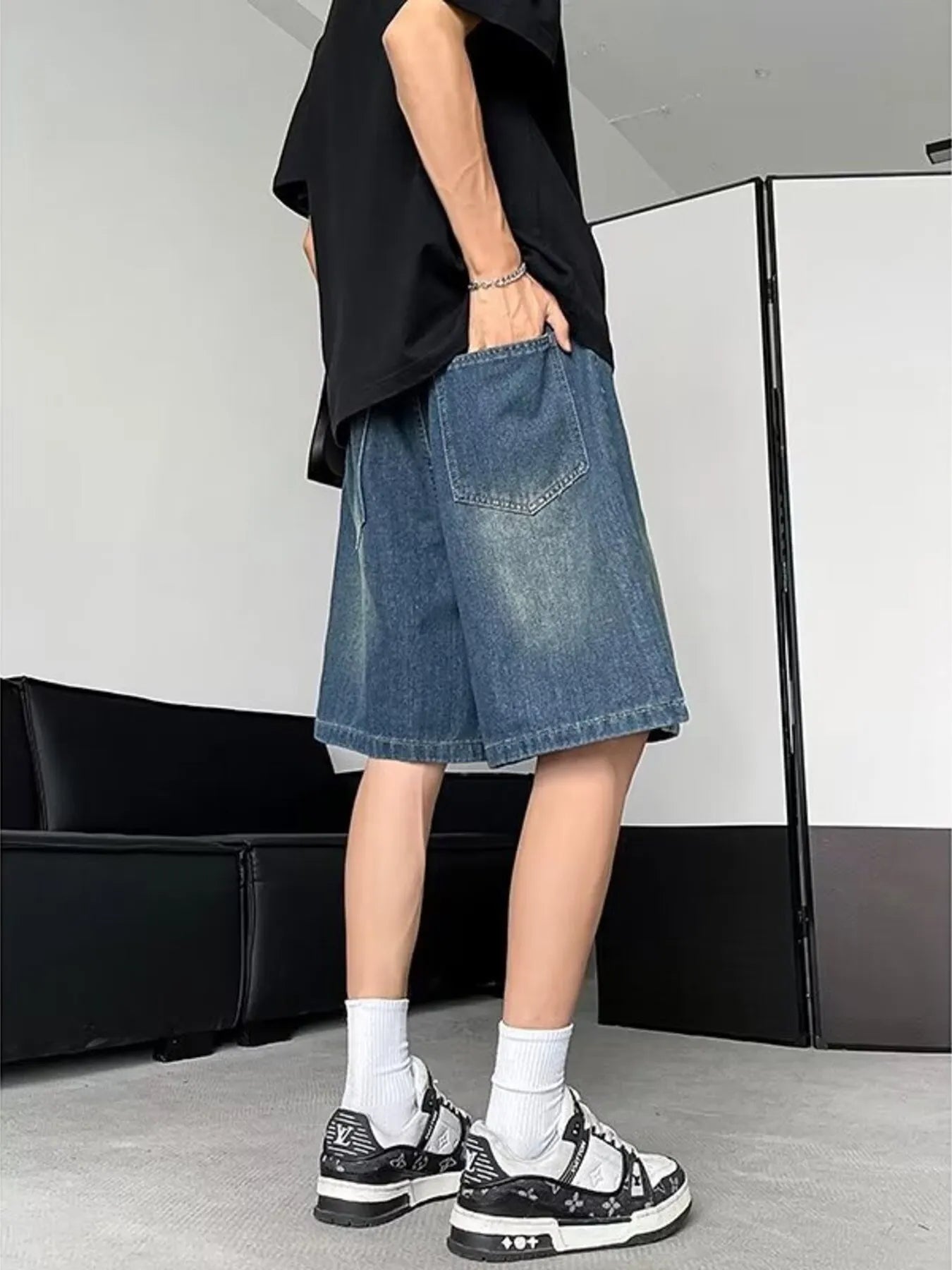 men's men's plus size vintage wash loose fit denim shorts - additional angle