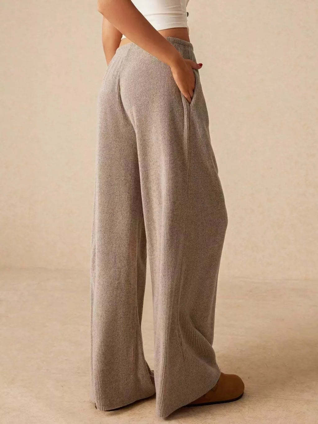 women's drawstring wide leg pants - detail shot