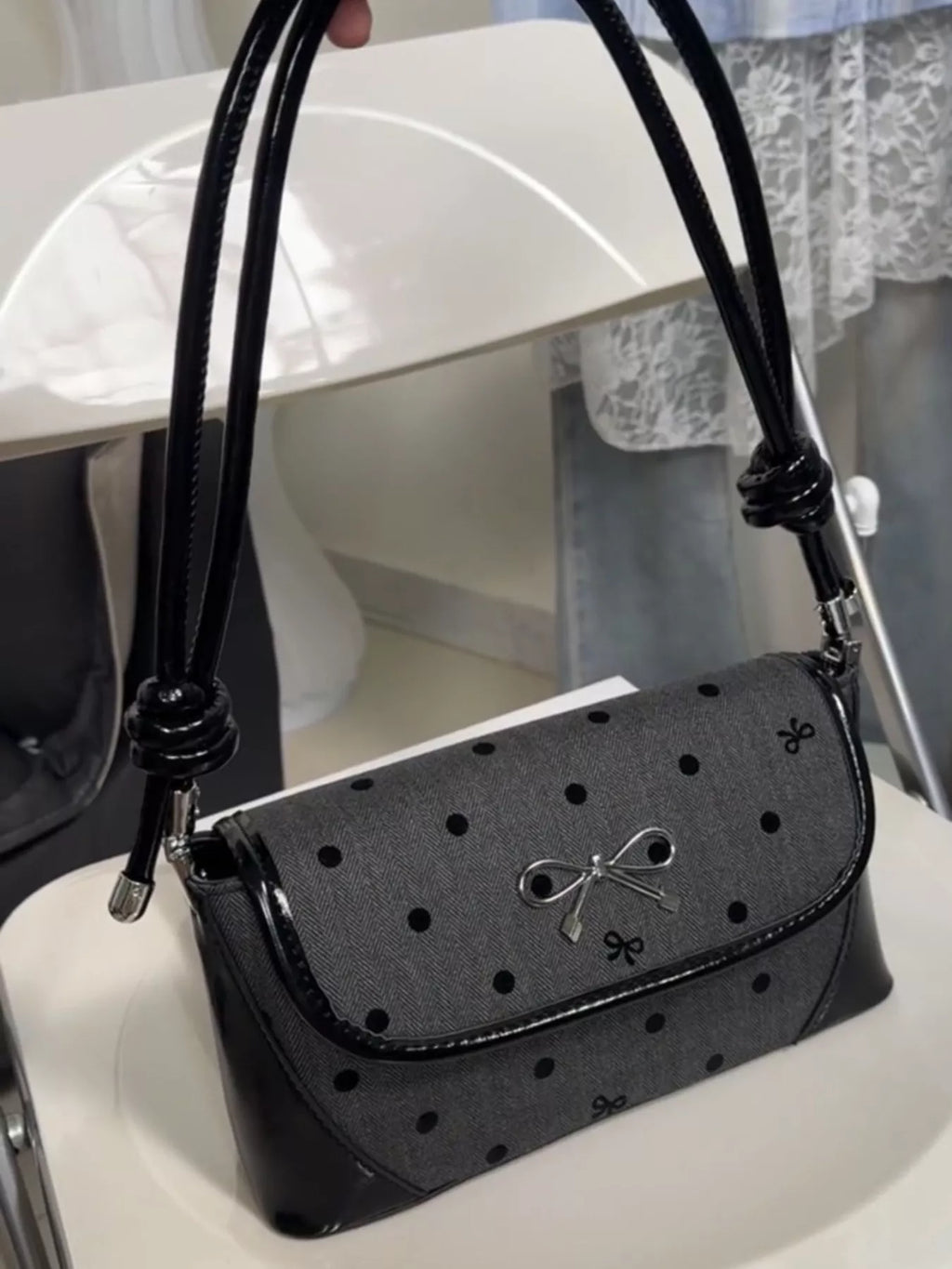 women's bow decor flap shoulder bag - extra view