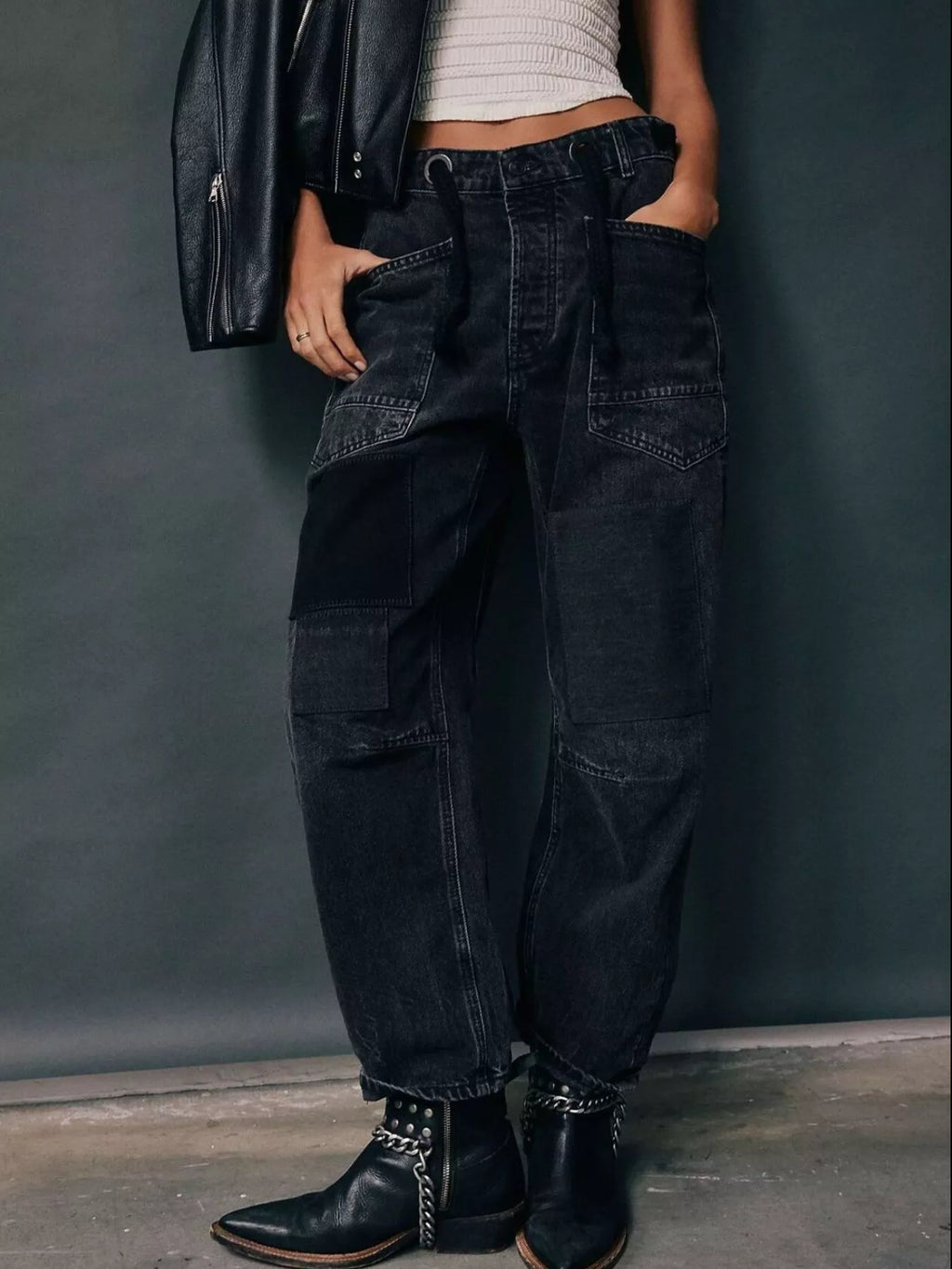 women's washed relaxed fit jeans - product detail