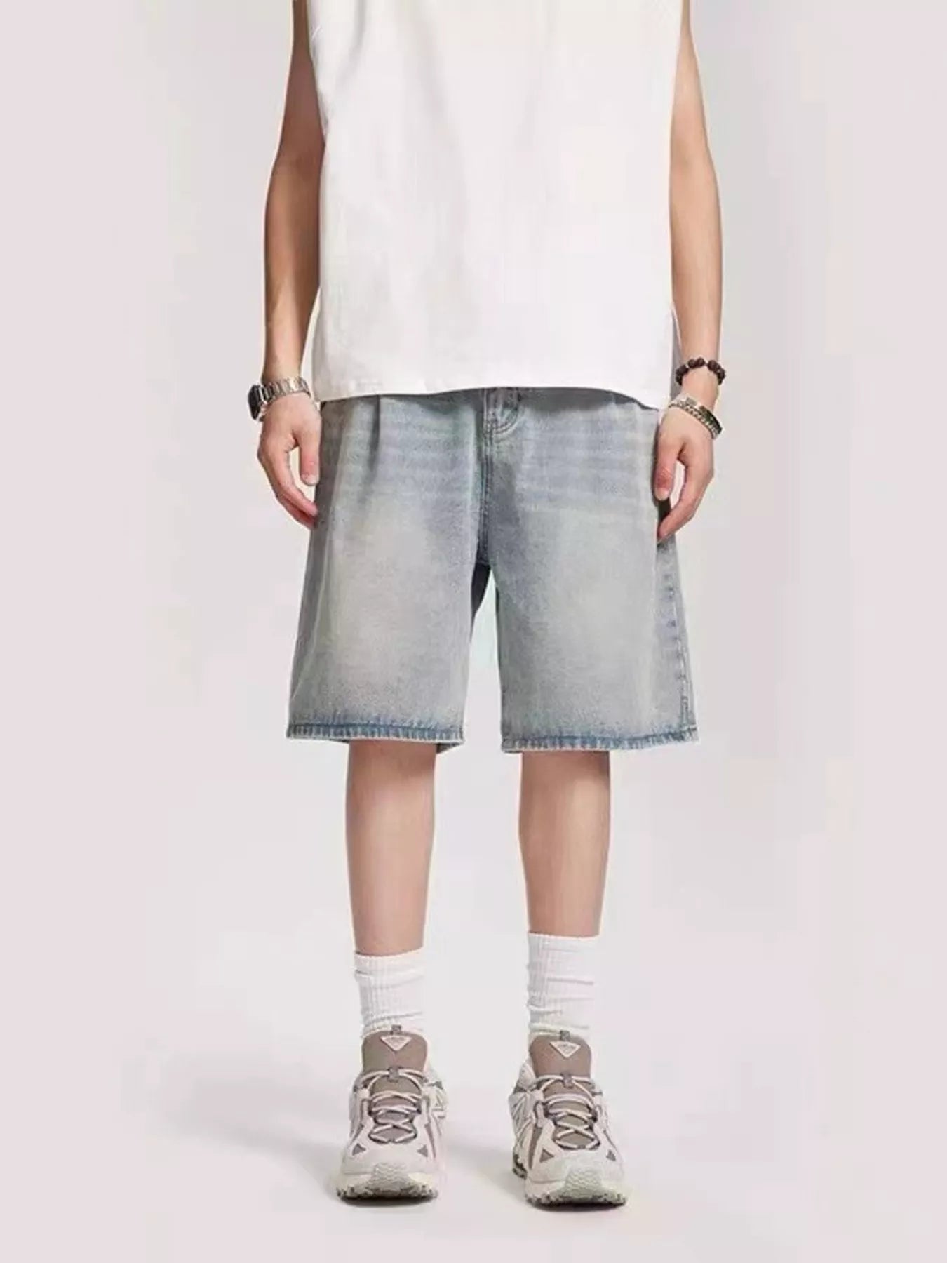 men's men's plus size vintage wash denim shorts - styling option