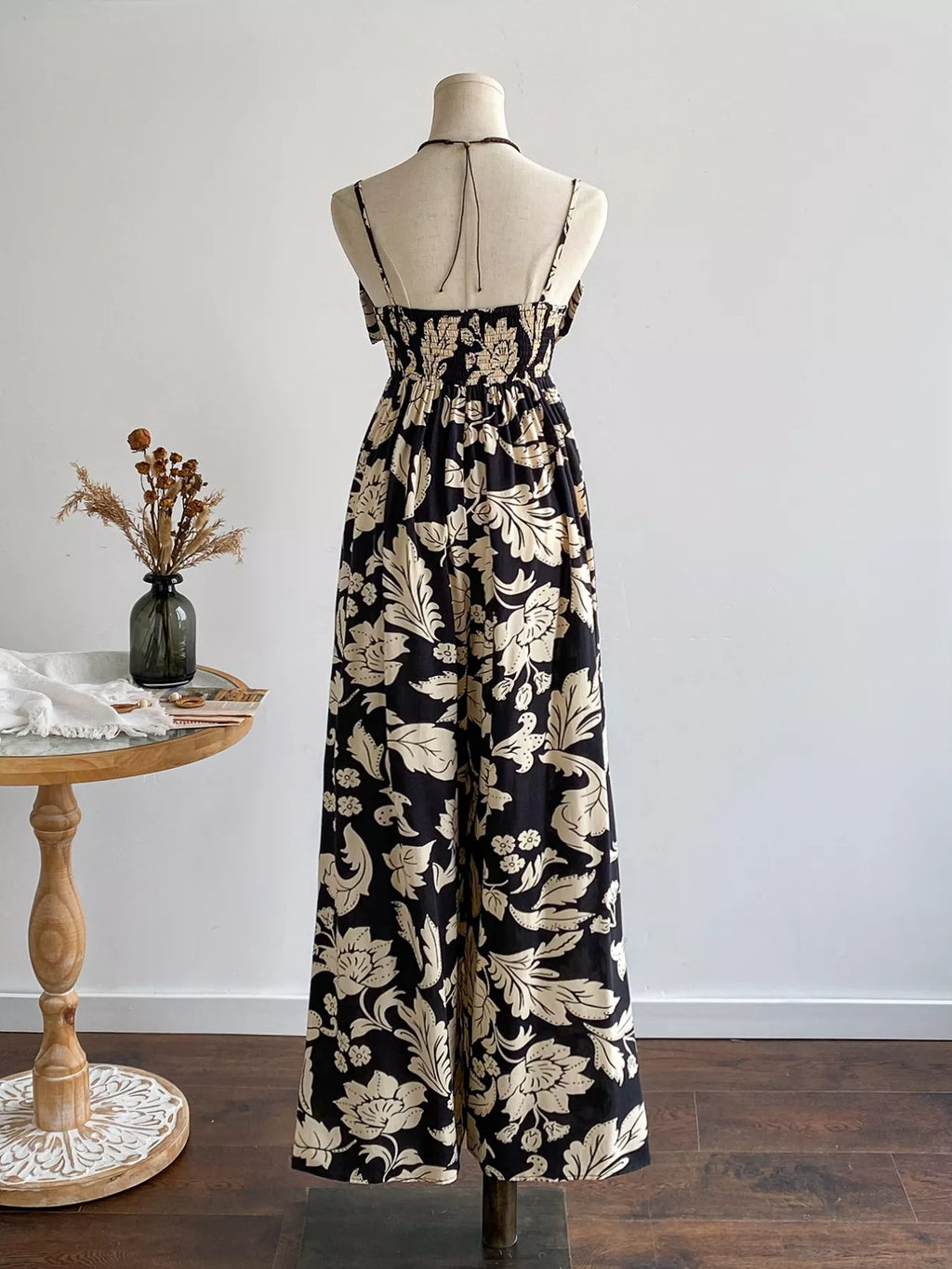women's floral print bowknot wide leg jumpsuit - close-up detail