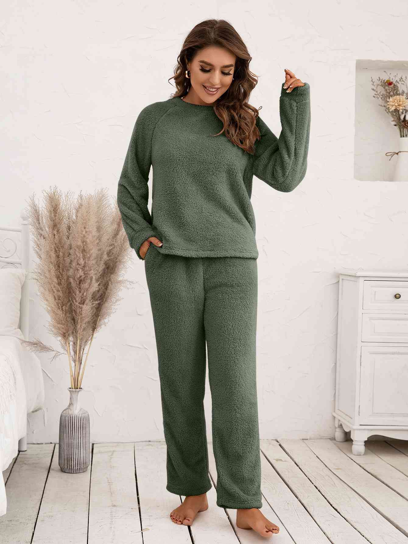 Teddy Long Sleeve Top and Pants Lounge Set Moss