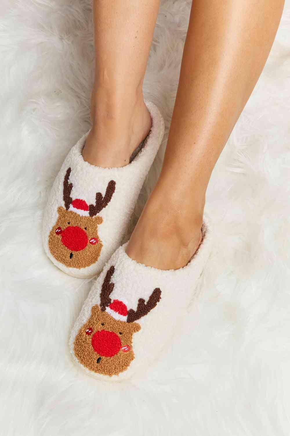 Melody Rudolph Print Plush Slide Slippers Red