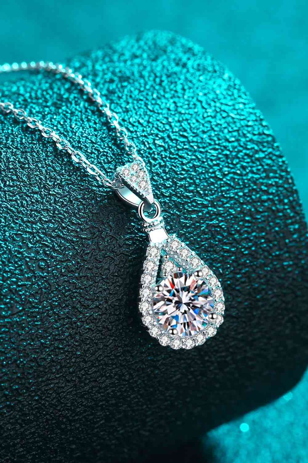 2 Carat Moissanite Teardrop Pendant 925 Sterling Silver Necklace Silver One Size