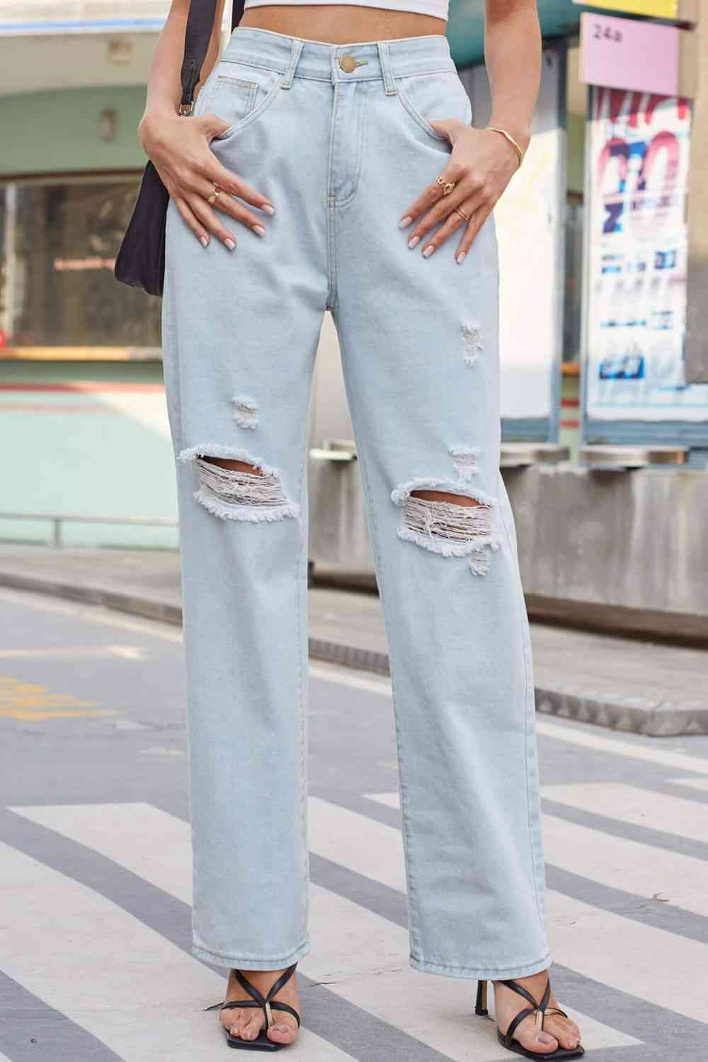 Baeful Distressed Straight Leg Jeans with Pockets Light