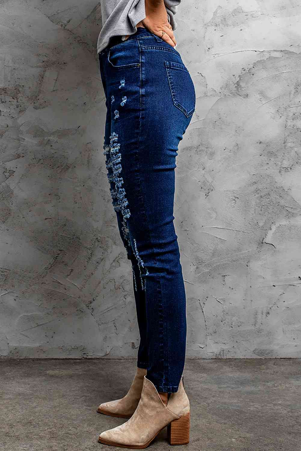 Baeful Mid-Rise Waist Distressed Skinny Jeans