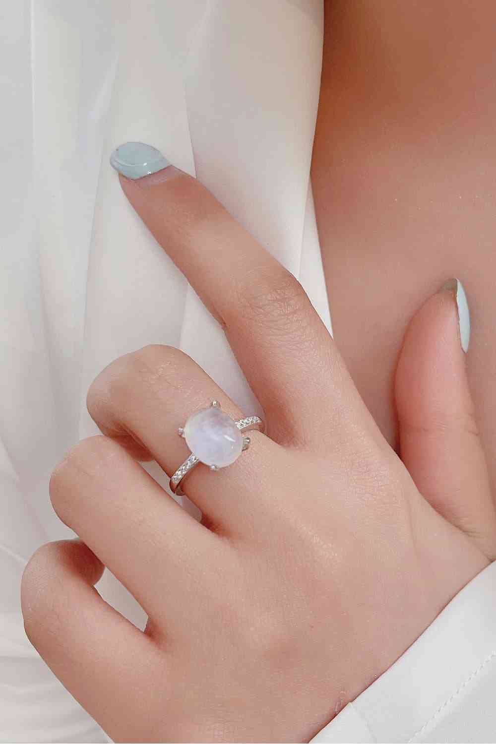 High Quality Natural Moonstone 925 Sterling Silver Side Stone Ring Silver