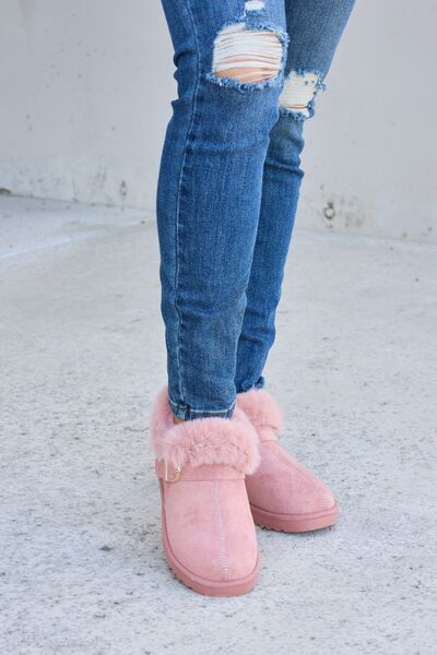 Forever Link Furry Chunky Thermal Ankle Boots PINK