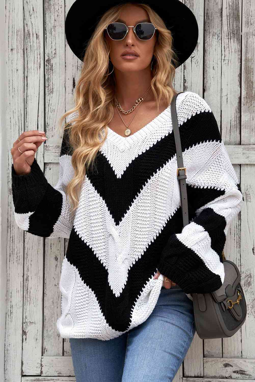 Woven Right Chevron Cable-Knit V-Neck Tunic Sweater Black