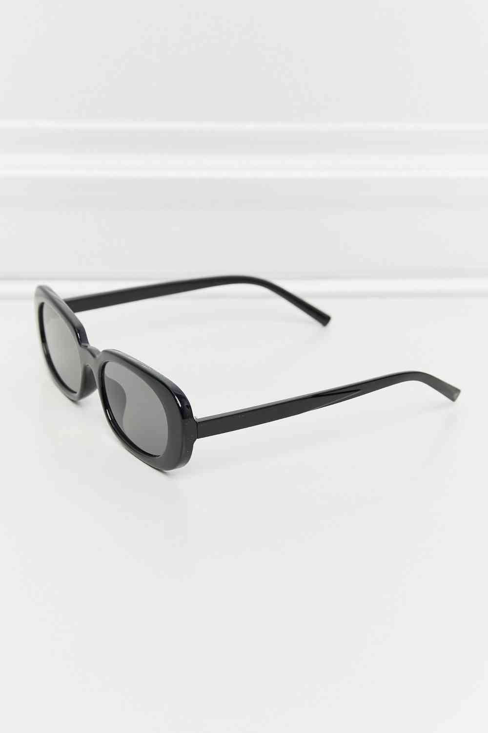 Oval Full Rim Sunglasses Black One Size